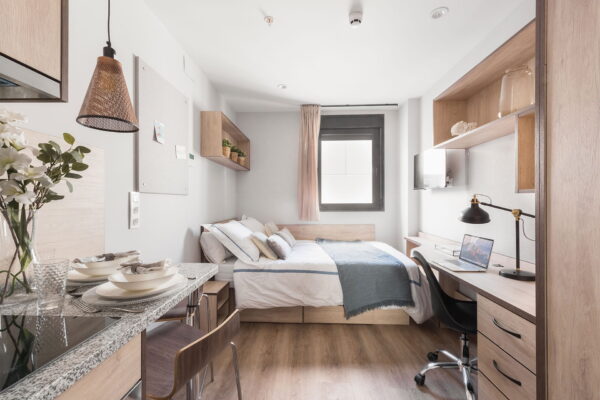 Alpha Contract - Mobiliario contract para Residencia Salamanca