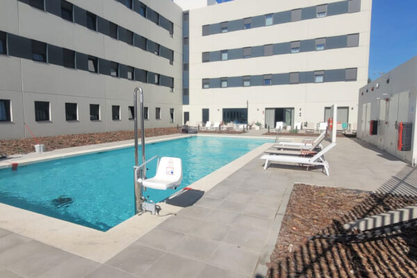 Alpha Contract - Residencia en Granada