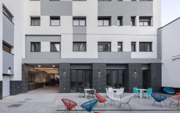 Alpha Contract - Residencia Barcelona