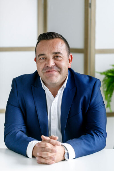 Alpha Contract - Francisco Moreno