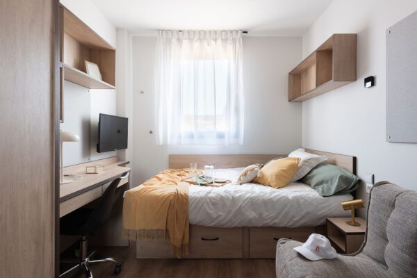 Mobiliario contract para Residencia Vicálvaro, Alpha Contract