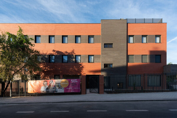 Mobiliario contract personalizado en Residencia Vicálvaro, Alpha Contract