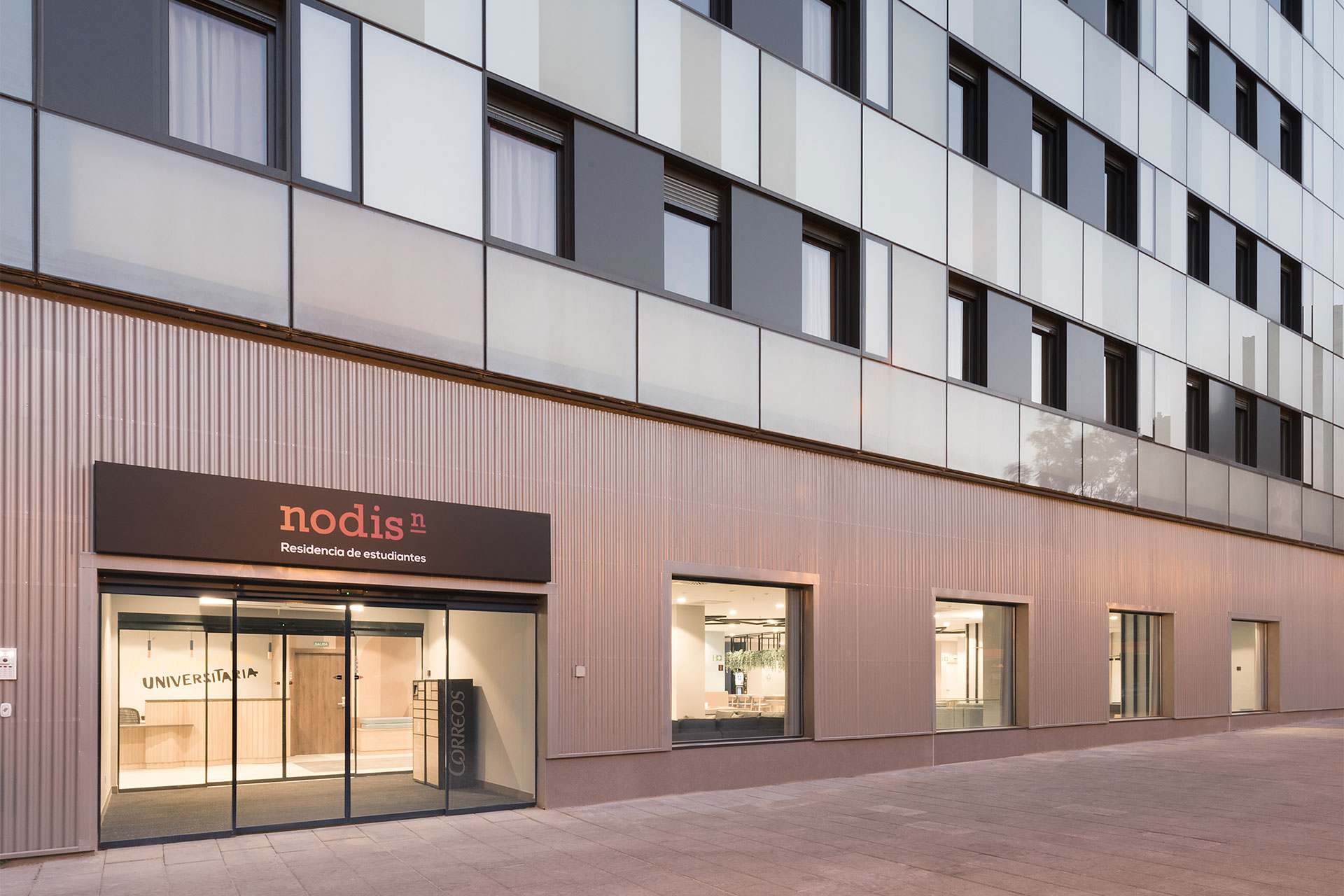 Mobiliario contract en Residencia Zaragoza, Alpha Contract