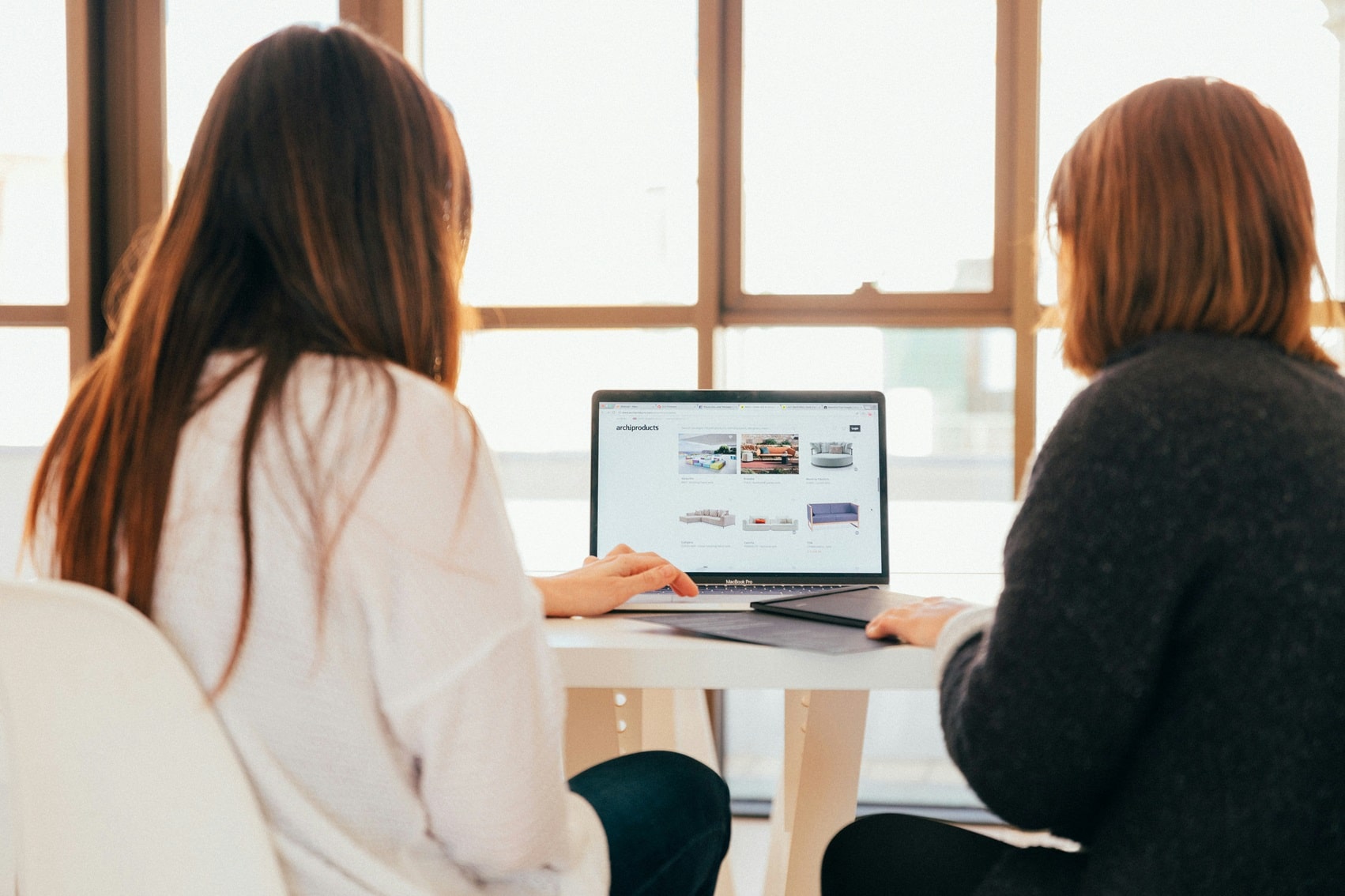 7 cosas que debes preguntar antes de contratar mobiliario contract